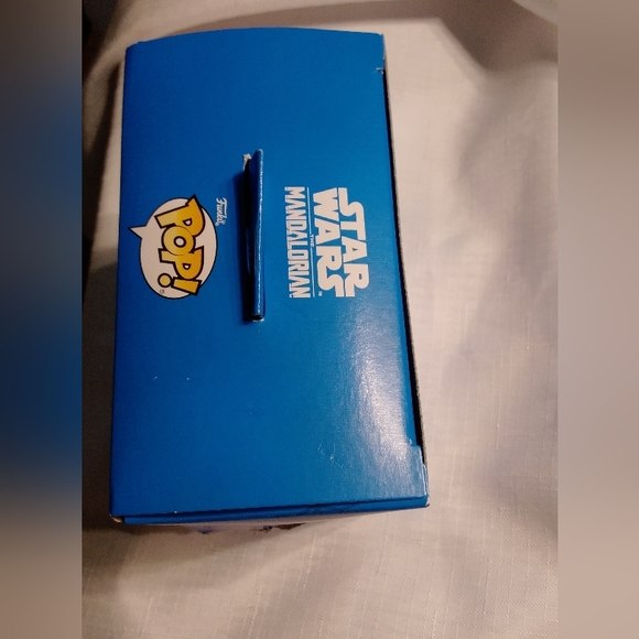 Star Wars Funko Pop Mandalorian & Grogu Hallmark Ornament NWT - Picture 2 of 4